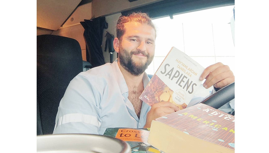 Edebiyatçı TIR şoförü