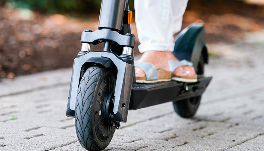 Elektrikli scooter’a ehliyet mi geliyor