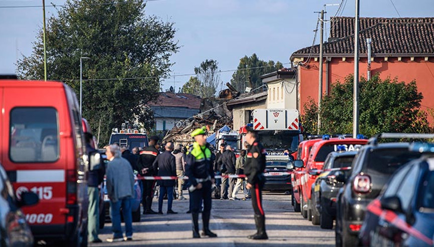 İtalyada film gibi operasyon: Baskın felakete dönüştü
