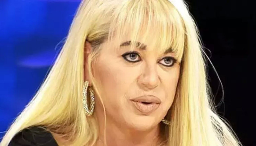 Zerrin Özer yeniden hastanede