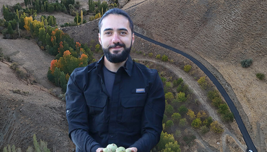 Babadan kalma bahçeyle şehrin en büyük üreticisi oldu 2 bin ağaçtan 8 ton mahsul topladı Babadan kalma bahçeyle şehrin en büyük üreticisi oldu 2 bin ağaçtan 8 ton mahsul topladı