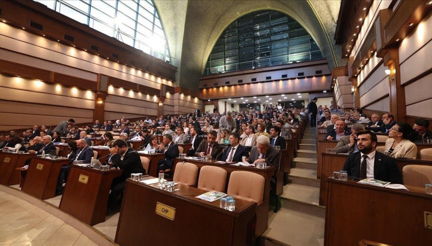 İBB Meclisinde toplu ulaşım denetim ve yönetim tartışması