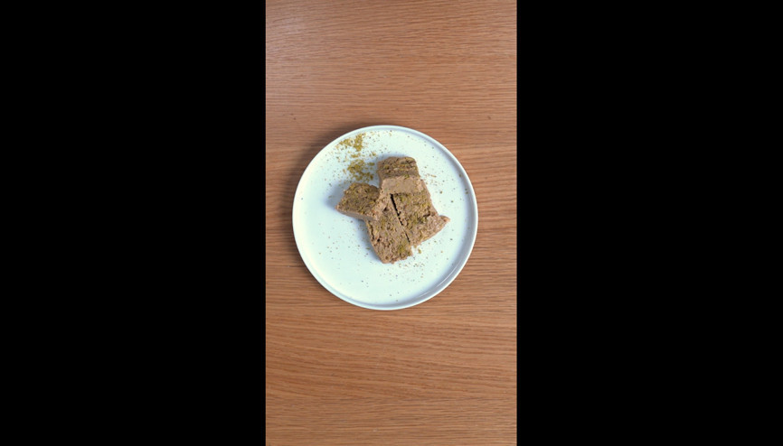 Glutensiz tahin helvası Glutensiz tahin helvası