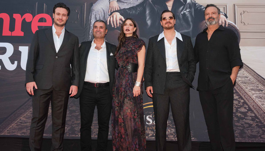 MIPCOM 2025 sona erdi... Kanal D’nin dizileri damgasını vurdu MIPCOM 2025 sona erdi... Kanal D’nin dizileri damgasını vurdu