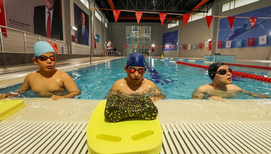 Ümraniye Belediyesi’nden özel gereksinimli bireyler için spor hizmeti