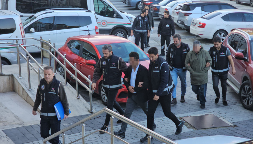 Rıza dışında kürtaj yaptıkları iddia edilen 2 doktora gözaltı