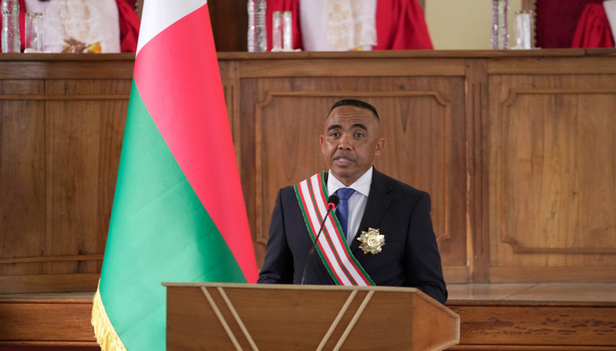 Madagaskar’da Albay Randrianirina, geçici cumhurbaşkanı olarak yemin etti