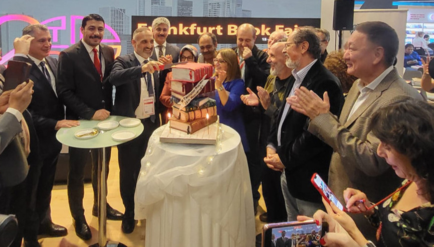TEDA’ya Frankfurt’ta yaş günü kutlaması