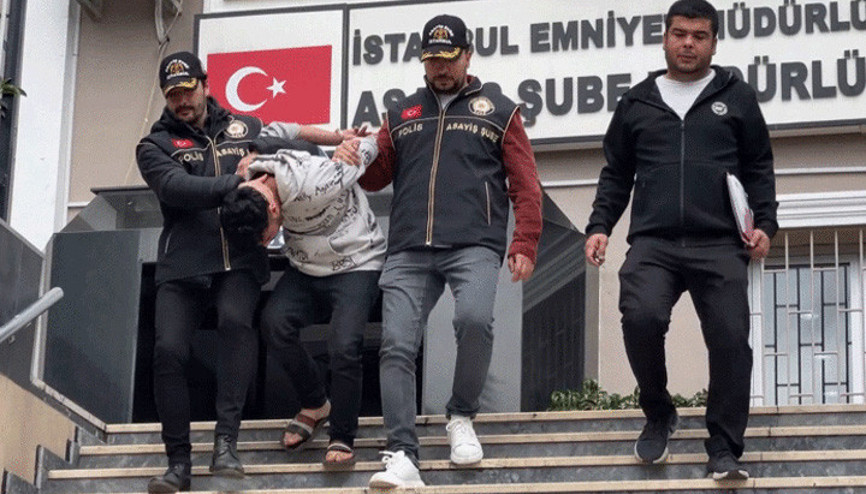 Eyüpsultanda Faslı çifti fidye için 4 gün rehin tuttular Eyüpsultanda Faslı çifti fidye için 4 gün rehin tuttular