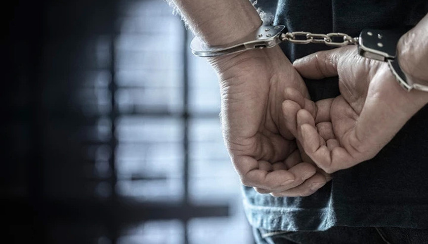 Kırmızı bültenle aranan 3 suçlu Türkiyeye getirildi