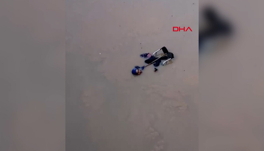 Hatay’da sağanak; suyun içinde mahsur kalan engelli kadın kurtarıldı