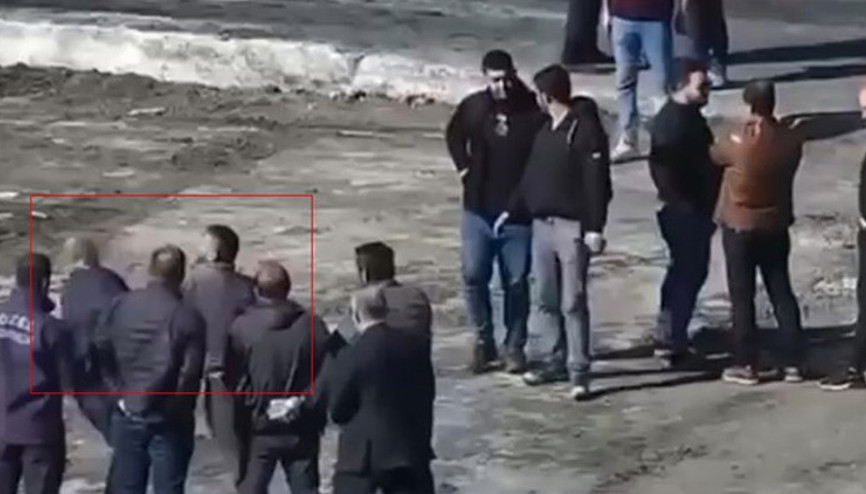 Ürünün kalitesiz olduğunu iddia edip fabrika sahibine yumrukla saldırdı