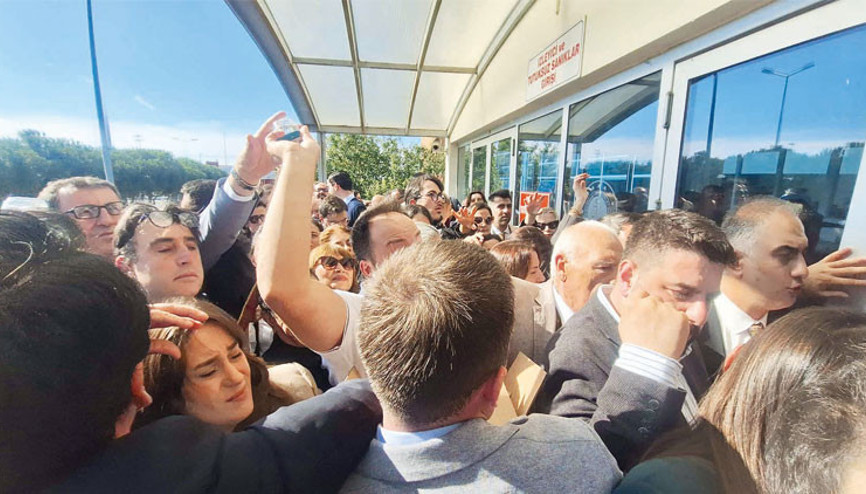 Diploma davasında ‘salon’ gerginliği
