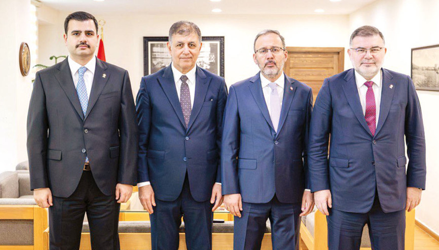 Mehmet Kasapoğlu’ndan Karşıyaka’ya stat müjdesi