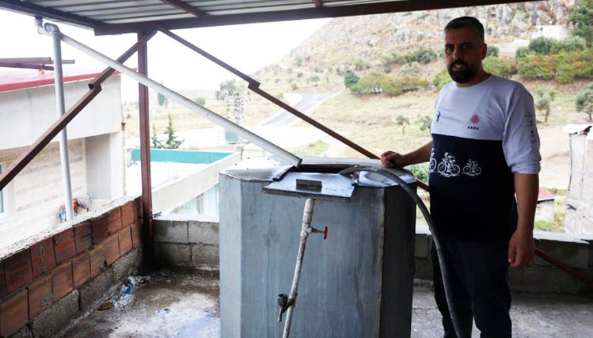 Su kesintilerine bulduğu çözüm sosyal medyada ilgi odağı oldu
