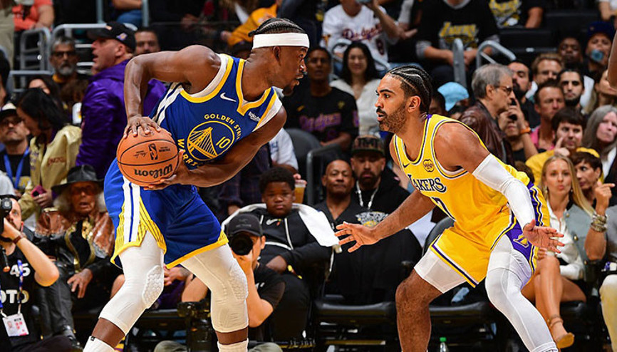 Lakers evindeki ilk maçında mağlup oldu