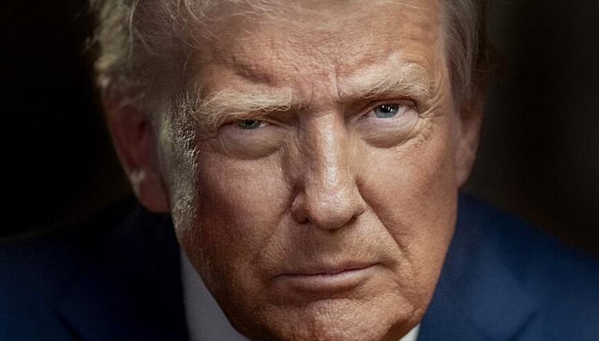 8 savaşı bitirdim diyordu, Trump yeni bir savaşı başlatmanın eşiğinde... Onlarca uçak gemisi, savaş uçakları ve binlerce asker gönderildi 8 savaşı bitirdim diyordu, Trump yeni bir savaşı başlatmanın eşiğinde... Onlarca uçak gemisi, savaş uçakları ve binlerce asker gönderildi