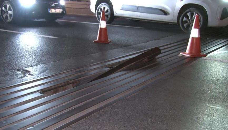 Bayrampaşada yerinden çıkan genleşme derzi tehlike yarattı