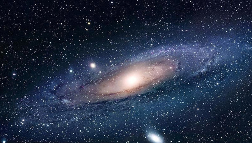 Galaksinin merkezindeki gizemli ışık “karanlık maddenin” izi olabilir Galaksinin merkezindeki gizemli ışık “karanlık maddenin” izi olabilir