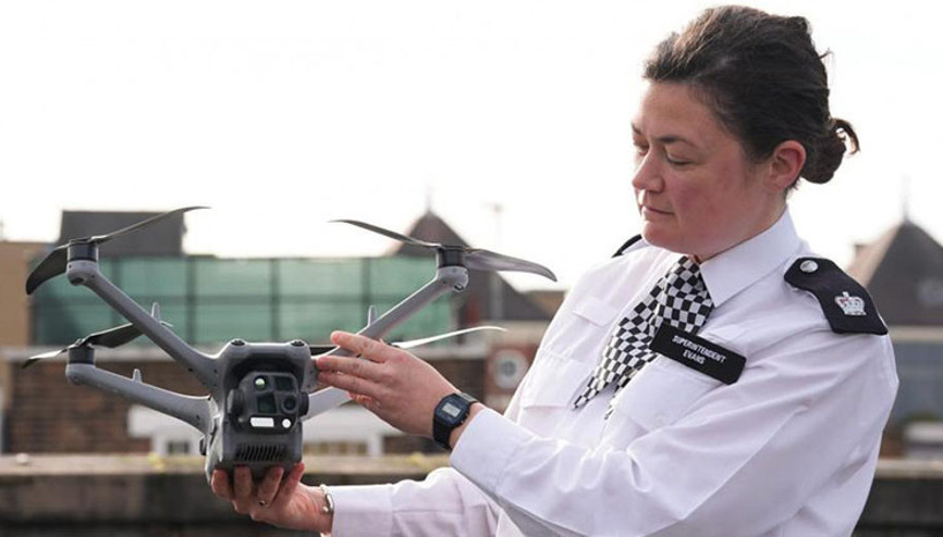 Londra polisi acil durumlar için olay yerine drone gönderecek