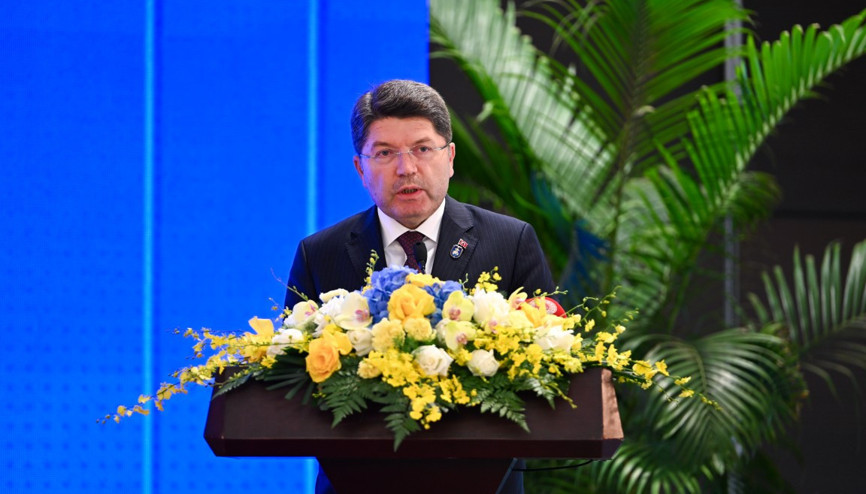 Adalet Bakanı Yılmaz Tunç, Dijital Dönüşüm Çağında Vatandaşların Korunması Panelinde konuştu