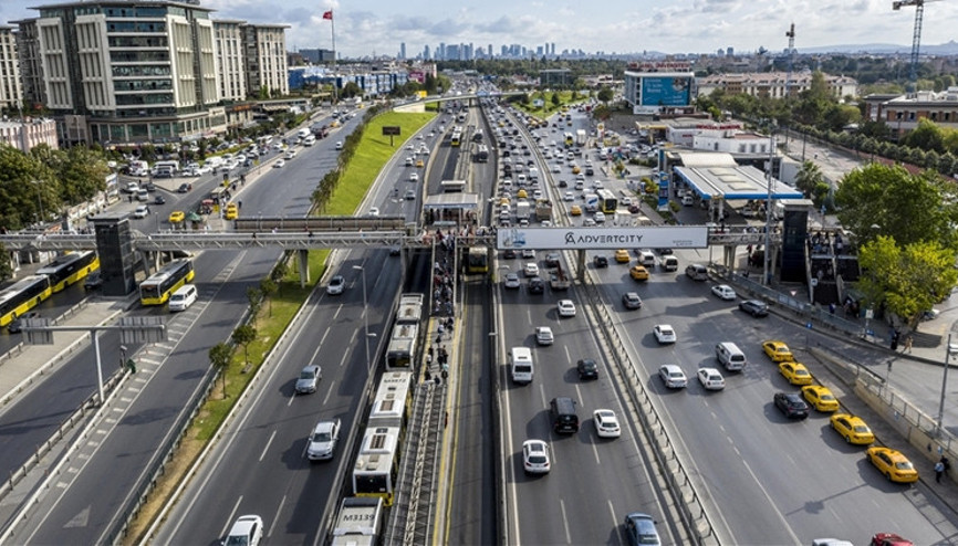 İstanbullular dikkat Valilik duyurdu: Yarın bu yollar kapalı olacak