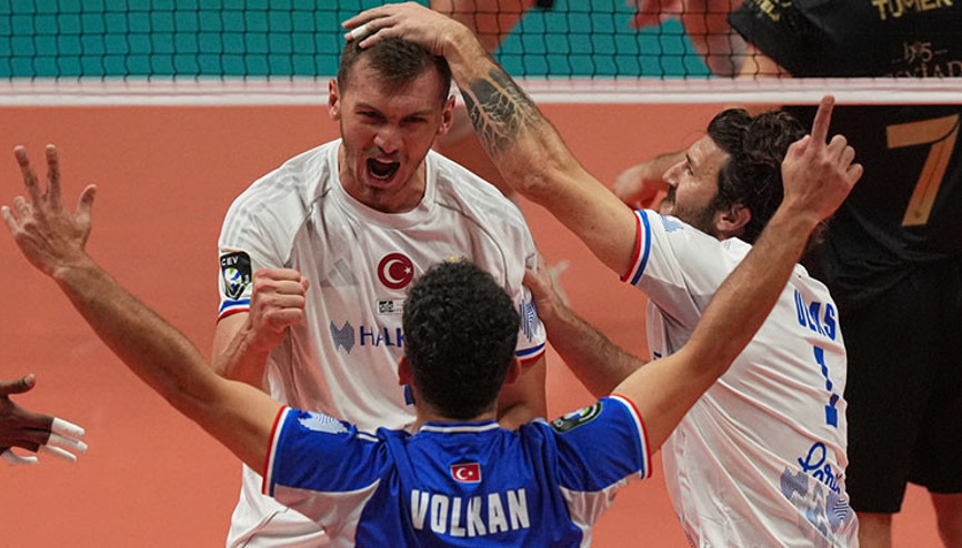 Halkbank, Galatasarayı 3 sette mağlup etti