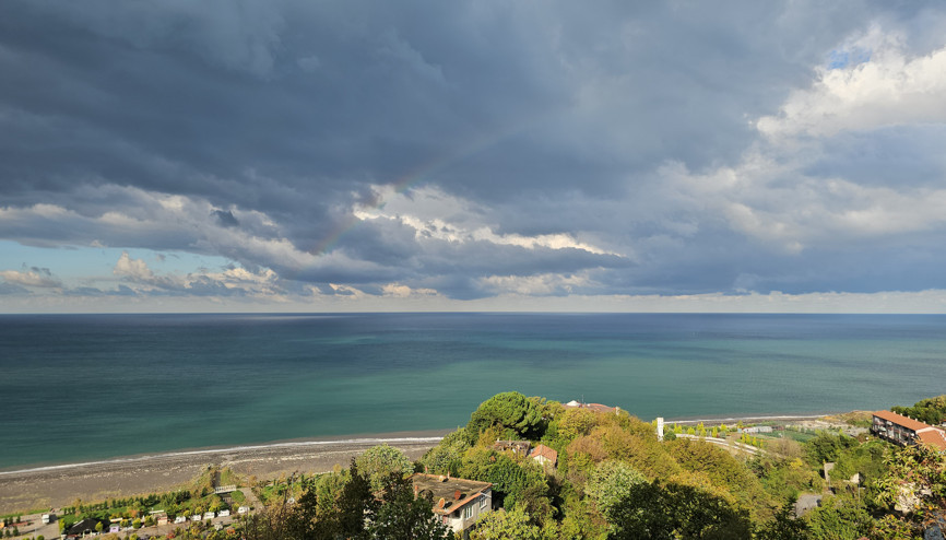 Zonguldakta aynı anda gökkuşağı ve hortum