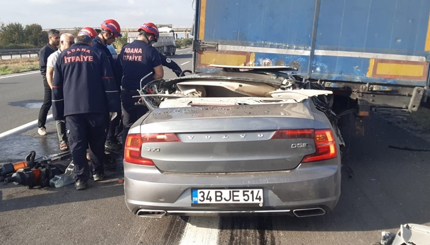 Adanada feci kaza: TIRa arkadan çarpan şoför hayatını kaybetti
