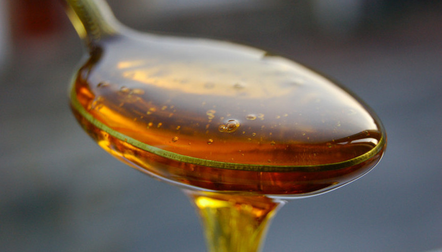 Daha sağlıklı diye övülüyor ama bilim ne diyor Bal, akçaağaç şurubu, agave şurubu vb. tüketmek şekerden iyi mi