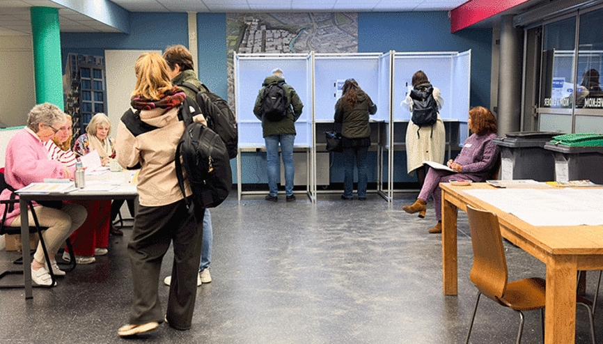 Hollandada sandık çıkış anketlerinin sonuçları açıklandı