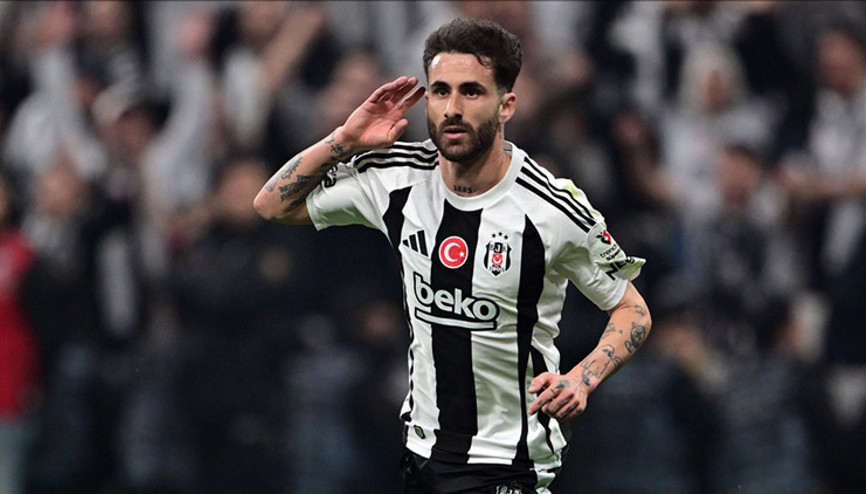 Beşiktaşta derbi öncesi Rafa Silva sevinci