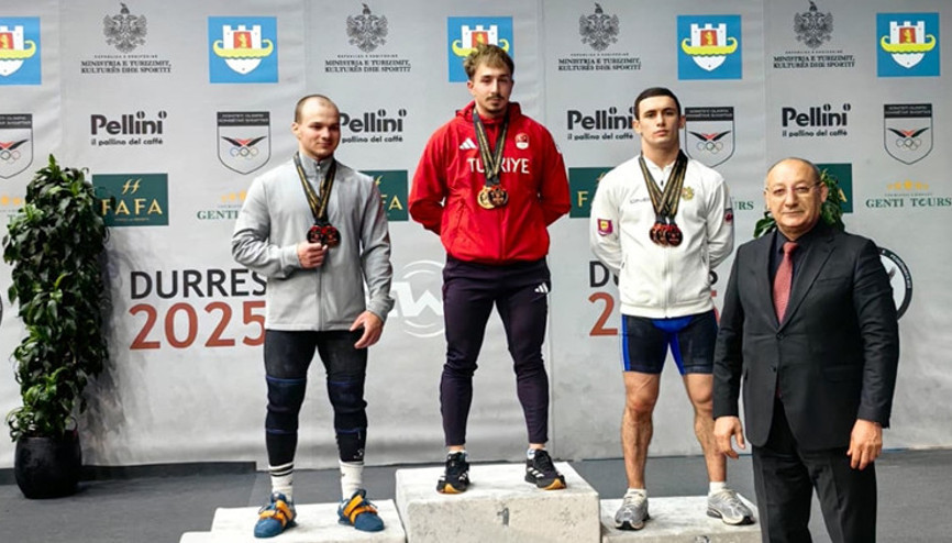 Milli halterci Yusuf Fehmi Genç, Avrupa şampiyonu oldu