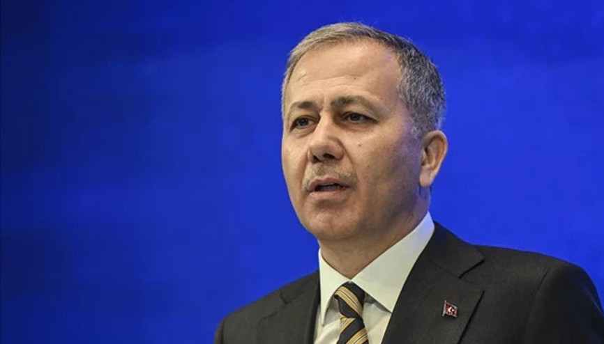 Bakan Yerlikaya duyurdu: Organize suç örgütüne yönelik operasyonda 17 şüpheli yakalandı