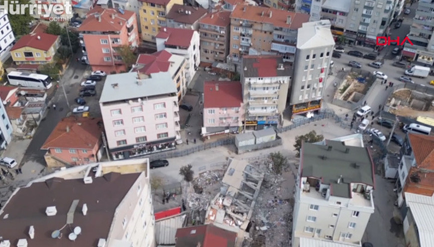 Gebze’de yıkılan binanın yakınındaki 12 bina mühürlendi; 45 aile tahliye edildi