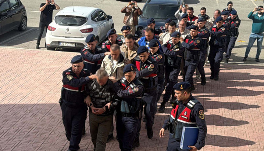 Yunan adalarına kaçmaya çalışan 8 FETÖ şüphelisi yakalandı