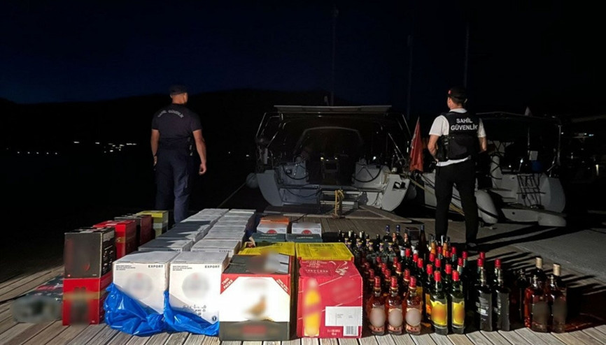 Marmaris açıklarında kaçakçılık operasyonu Marmaris açıklarında kaçakçılık operasyonu