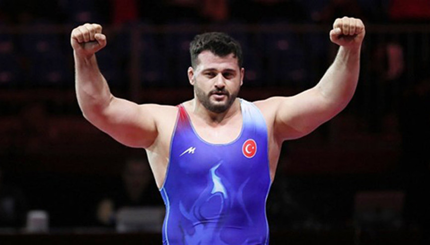 Milli güreşçi Rıza Kayaalpe CAS müjdesi Milli güreşçi Rıza Kayaalpe CAS müjdesi