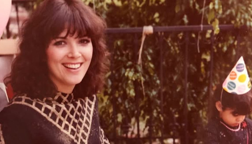 Adını duyan bir dakika saygı duruşunda bulunuyor: O artık 70 yaşına girdi... Parlak zekasıyla hem kendini hem altı çocuğunu milyoner etti