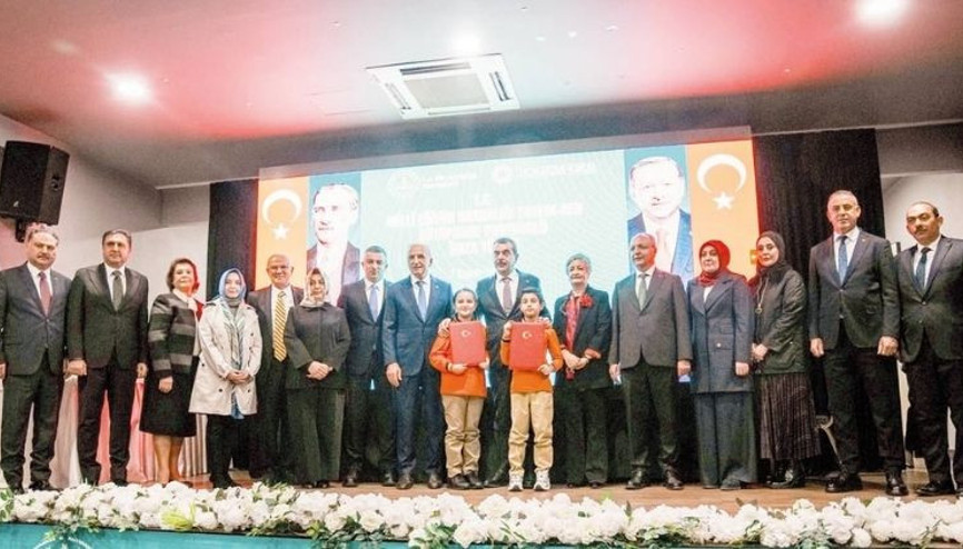 49 okula modern kütüphane için iş birliği