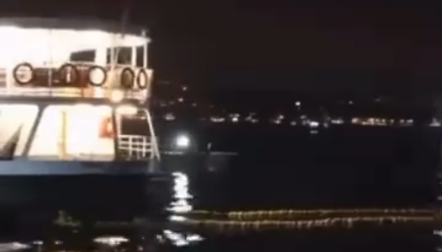 Beykozda vapur balıkçı ağlarına takıldı