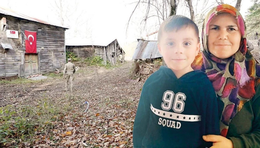 Kastamonuda kayıp anne ve 5 yaşındaki oğlunu arama çalışmaları sürüyor Bazı yakınlarının ifadeleri alındı Kastamonuda kayıp anne ve 5 yaşındaki oğlunu arama çalışmaları sürüyor Bazı yakınlarının ifadeleri alındı