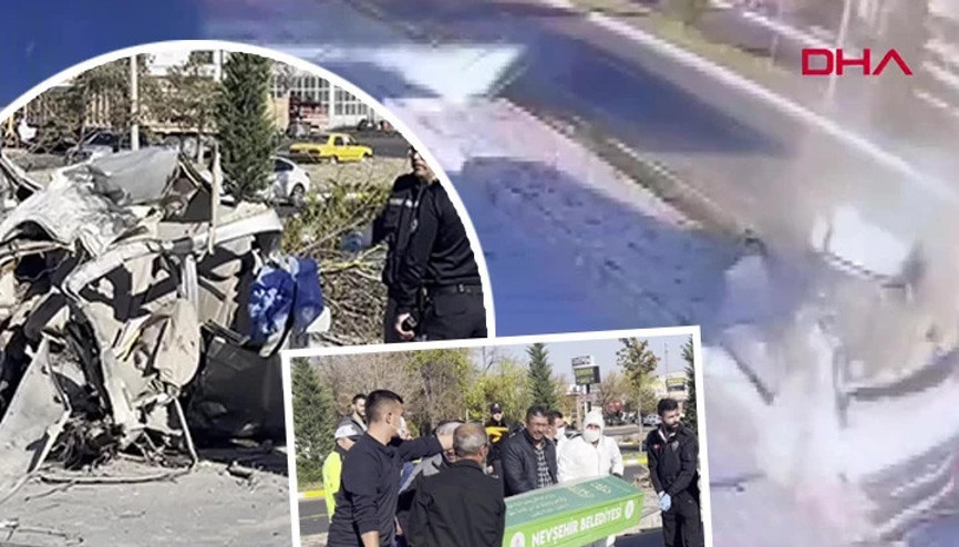 Feci kaza kamerada Otomobil ikiye bölündü