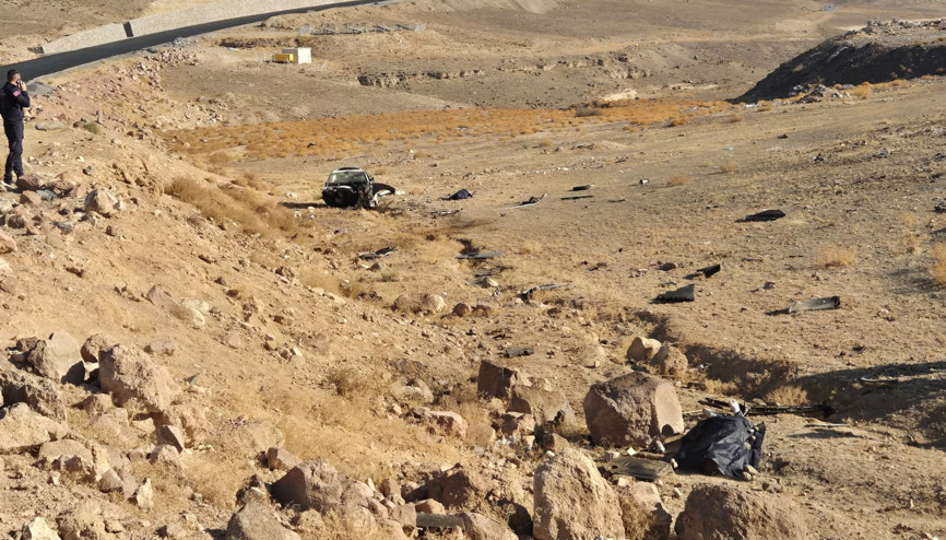 Niğdede otomobil şarampole yuvarlandı: 2 ölü,1 yaralı Niğdede otomobil şarampole yuvarlandı: 2 ölü,1 yaralı