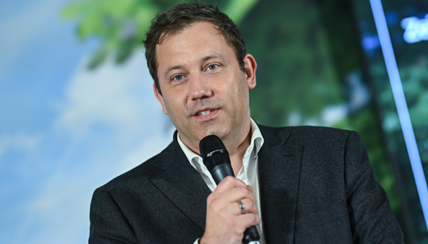 SPDli Klingbeilden kendi partisine eleştiri