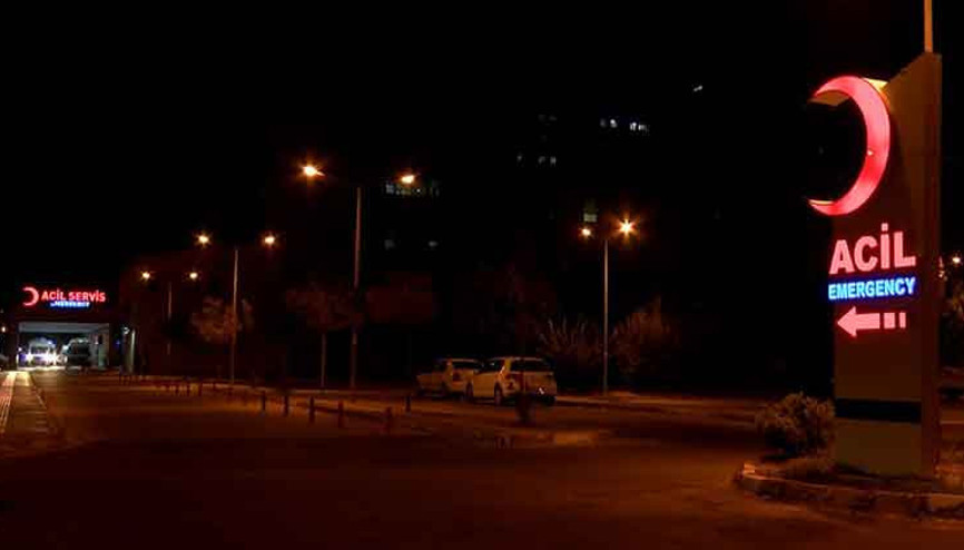 Kız isteme kavgasında eve silahlı saldırı: 1 ölü, 1 yaralı Kız isteme kavgasında eve silahlı saldırı: 1 ölü, 1 yaralı