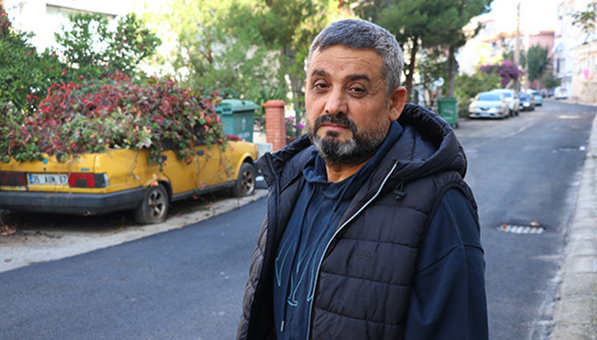 Bu otomobil 8 yıldır park halinde: Sarmaşıklarla kaplandı | Gören şaştı: Kaderini bekliyor