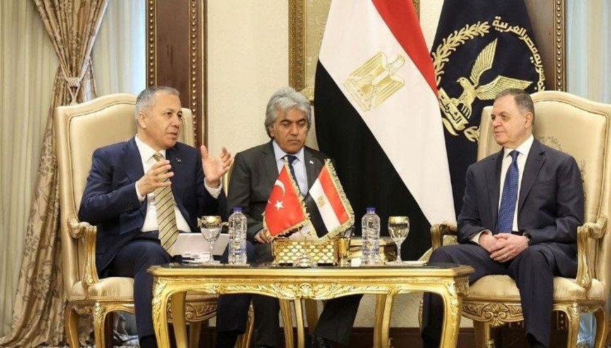 İçişleri Bakanı Yerlikaya, Mısırlı mevkidaşı Tevfik ile görüştü