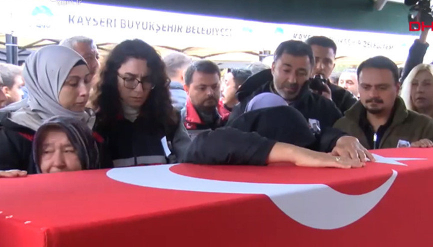 Hava Pilot Binbaşı Nihat İlgen, son yolculuğuna uğurlandı