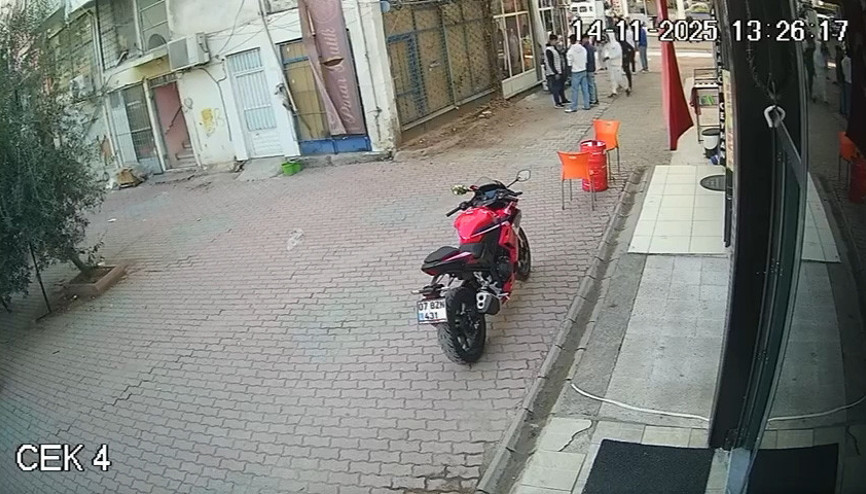 Tartıştığı kişiyi bıçakla yaraladı Tartıştığı kişiyi bıçakla yaraladı